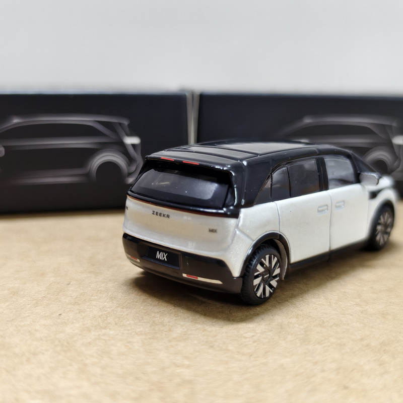 1:64 ZEEKR MIX MPV ZEEKR 007 7 - Renewable Energy Kids reseña y precio