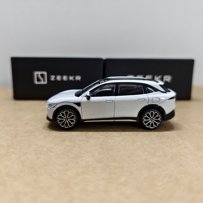 1:64 ZEEKR 7X SUV coche en min - Renewable Energy Kids reseña y precio