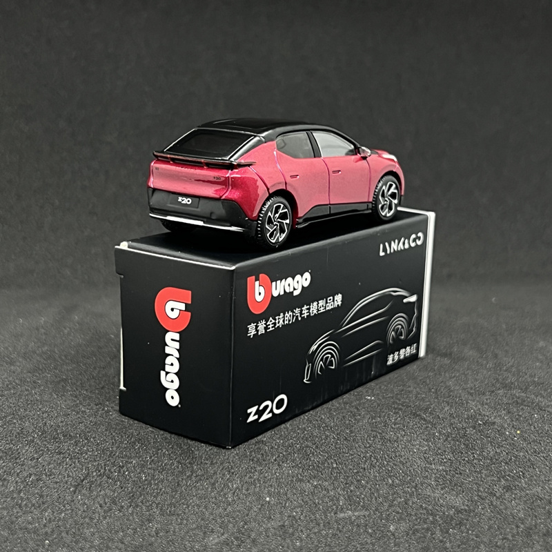 Bburago 1:64 LYNK & CO 02 Z20  - Renewable Energy Kids reseña y precio