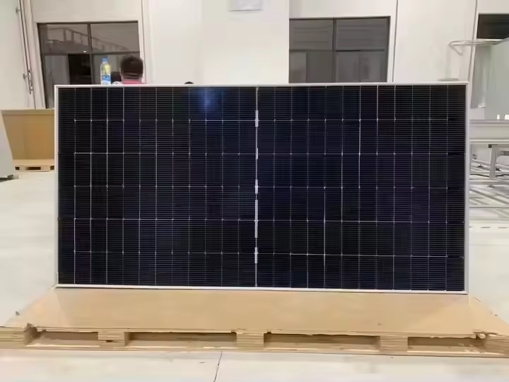 Panel solar Jinko 590W Célula  - Jinko Solar Panel N-Type reseña y precio